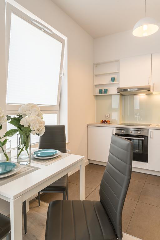 Apartment Dabrowskiego By The Railway Station Wrocław Extérieur photo